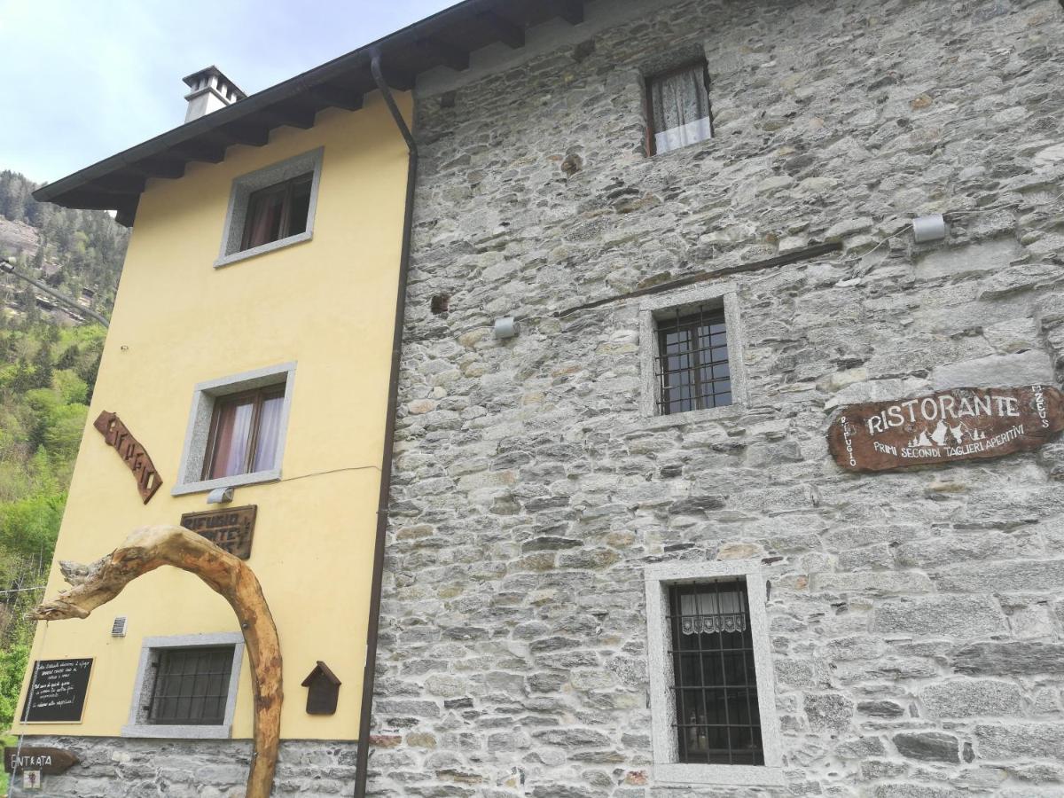 Rifugio Monte Zeus Hotel Baceno Exterior photo